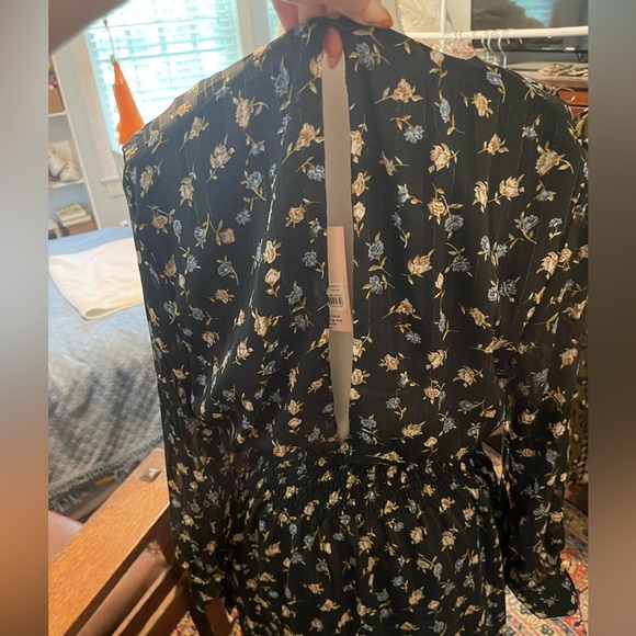 NWT Missguided Plus Mini Dress with Shirred Waist in Black Floral - Picture 8 of 12